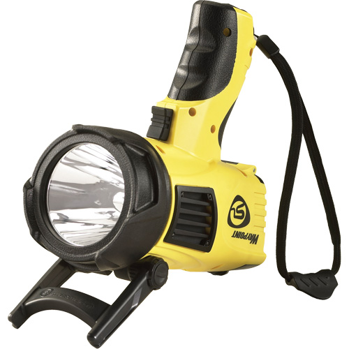 Projecteurs style pistolet Waypoint, DEL, 550 Lumens, Piles C Quali-T-Solutions