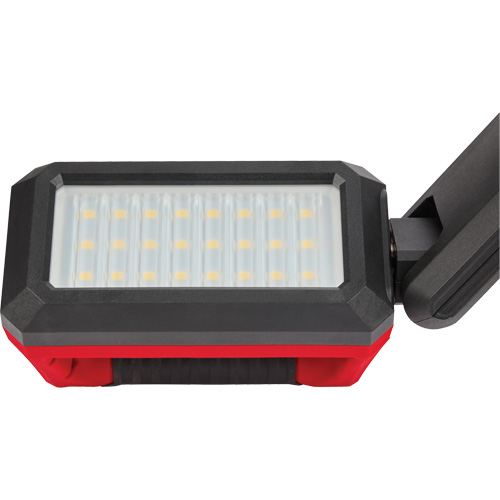 Lampe pour soubassement de carrosserie M12, Magn&eacute;tique, Rechargeable, 1200 lumens Quali-T-Solutions