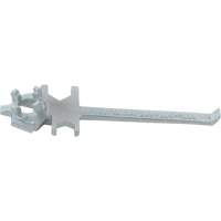 Cl&eacute; pour bouchon-&eacute;crou sp&eacute;cialis&eacute;e &agrave; un seul c&ocirc;t&eacute;, Ouverture de 1-1/2", Poign&eacute;e 7-1/2", Acier moul&eacute; au zinc Quali-T-Solutions