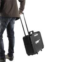 Cric portatif &agrave; 2 &eacute;tapes, 11 tonne(s)/22 tonne(s), Air comprim&eacute;/hydraulique Quali-T-Solutions