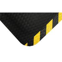 Tapis Hog Heaven, Losange, 4-4/5' x 8' x 7/8", Noir/Jaune, Nitrile Quali-T-Solutions