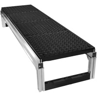 Trousse de plateforme de travail modulaire en aluminium avec surface &agrave; relief &agrave; larmes FOUNDATION, 18" la x 72" pr, Capacit&eacute; de 400 lb, Enti&egrave;rement soud&eacute; Quali-T-Solutions