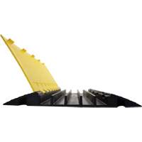 Protecteur de c&acirc;ble de s&eacute;rie moyenne Powerhouse, 5 canaux, 36" lo x 19,63" la x 2,25" h Quali-T-Solutions