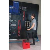 Escabeau industriel, 20-7/8" x 12-3/16" x Hauteur 12" Quali-T-Solutions