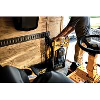 2X20V MAX* XR&reg; Brushless Cordless Lawn Mower Kit, Push Walk-Behind, Battery Powered, 21" Cutting Width Quali-T-Solutions
