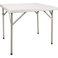 Table pliante, Carr&eacute;e, 34" l x 34" la, Poly&eacute;thyl&egrave;ne, Blanc Quali-T-Solutions