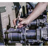 Marqueur de peinture &agrave; pointe en feutre, Liquide, Blanc Quali-T-Solutions