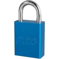 Cadenas de s&eacute;curit&eacute; American Lock, Bleu, Cl&eacute;s identiques, Aluminium, Largeur de 1-1/2" Quali-T-Solutions