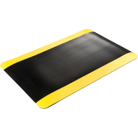 Tapis tr&egrave;s robuste pour panneau de contr&ocirc;le No 720, Ondul&eacute;, 3' x 10' x 5/8", Noir/Jaune, PVC Quali-T-Solutions