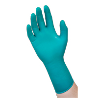 Gants jetables r&eacute;sistants aux produits chimiques 93-260, T-petit, N&eacute;opr&egrave;ne/Nitrile, 7,8 mils, Sans poudre, Vert Quali-T-Solutions