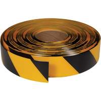 Ruban de marquage tr&egrave;s r&eacute;sistant pour plancher ArmorStripe, 2" x 100', PVC, Noir et jaune Quali-T-Solutions
