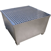 Ultra-IBC Spill Pallet en acier, Capacit&eacute; de d&eacute;versement 370 gal. US, 57,6" x 34,7" x 56,9" Quali-T-Solutions