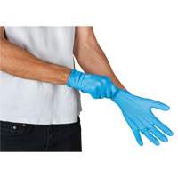 Vending Pack Disposable Gloves, Medium, Nitrile, 4.5-mil, Powder-Free, Blue, Class 2 Quali-T-Solutions
