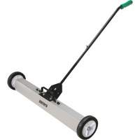 Balayeuse magn&eacute;tique &agrave; pousser, 36" la Quali-T-Solutions