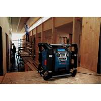 Jobsite Radio with Bluetooth&reg; 5.0 & Power Station, Lithium-Ion, 18 V Quali-T-Solutions