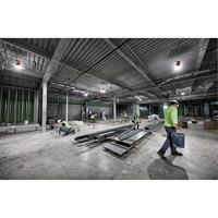 Lampe de chantier temporaire RADIUS, DEL, 130 W, 15000 lumens Quali-T-Solutions